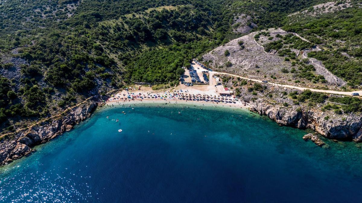 Apartment Arte Vrbnik Εξωτερικό φωτογραφία