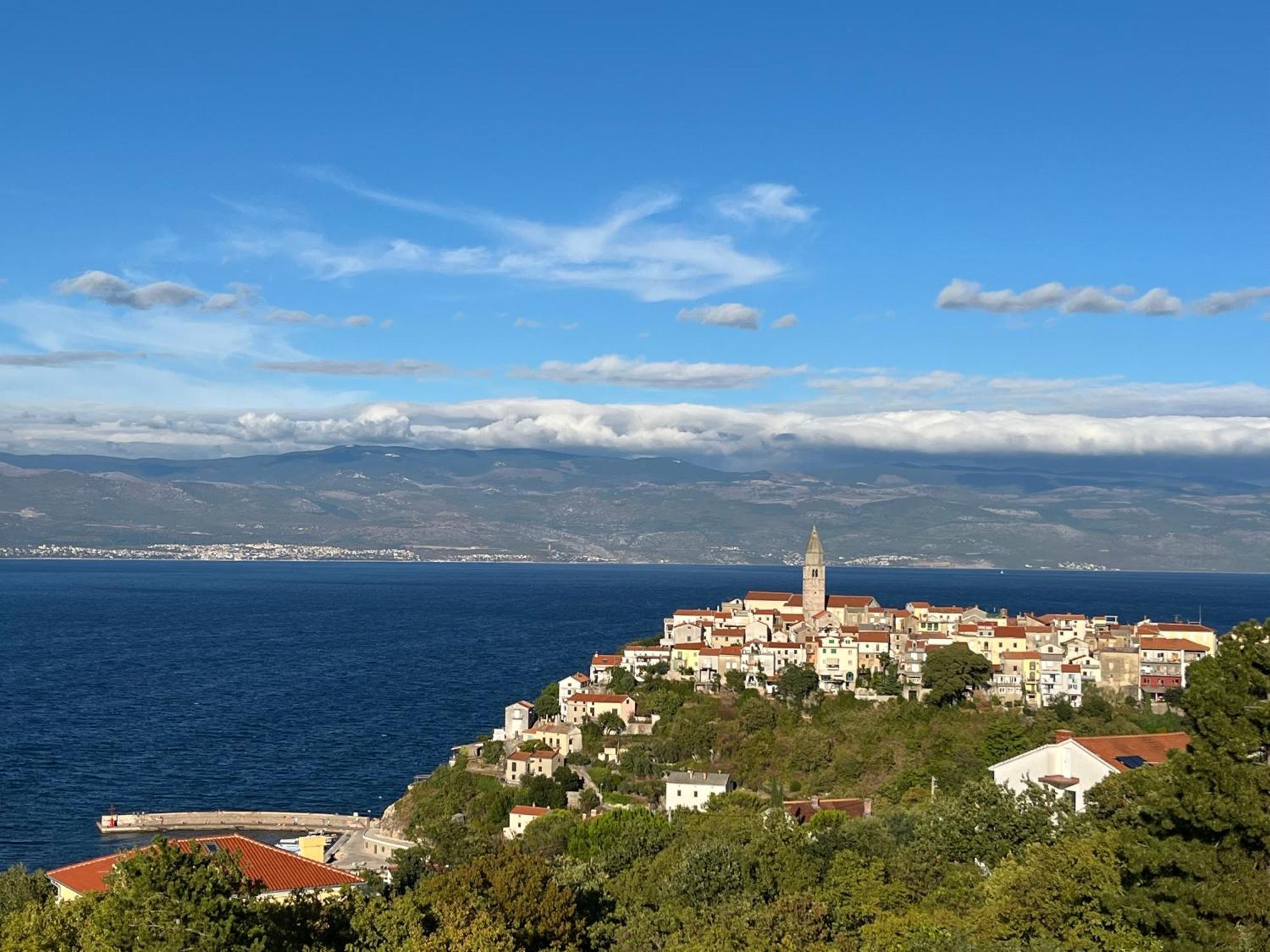 Apartment Arte Vrbnik Εξωτερικό φωτογραφία